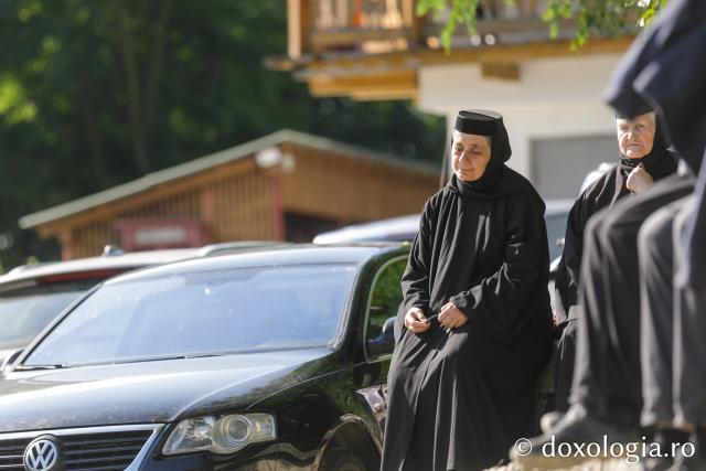 Sărbătoarea Schimbării la Față a Domnului – hram la Mănăstirea Sihla