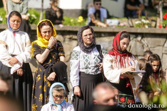 Sărbătoarea Schimbării la Față a Domnului – hram la Mănăstirea Sihla