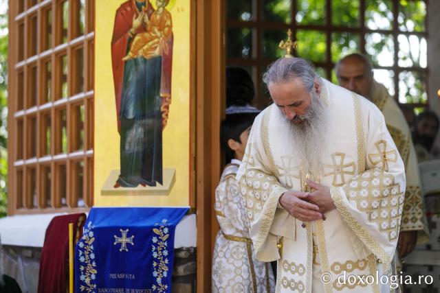Sărbătoarea Schimbării la Față a Domnului – hram la Mănăstirea Sihla