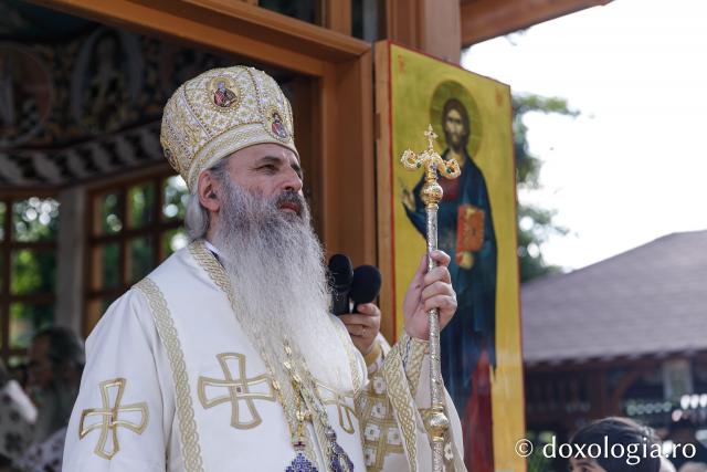 Sărbătoarea Schimbării la Față a Domnului – hram la Mănăstirea Sihla