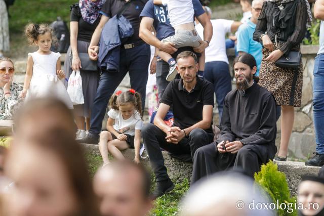 Sărbătoarea Schimbării la Față a Domnului – hram la Mănăstirea Sihla