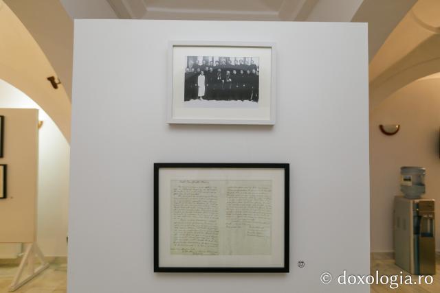 Expoziția documentară despre Sfântul Cuvios Serafim cel Răbdător de la Sâmbăta de Sus
