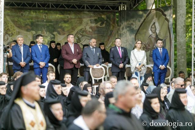 Sfânta Liturghie de la Proclamarea Canonizării Sfântului Cuvios Serafim cel Răbdător de la Sâmbăta de Sus