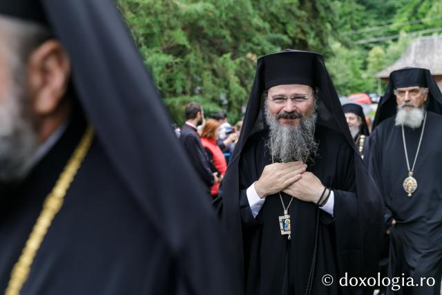 Sfânta Liturghie cu ocazia proclamării locale a canonizării Sfinților Cuvioși Paisie și Cleopa