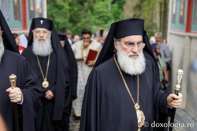 Sfânta Liturghie cu ocazia proclamării locale a canonizării Sfinților Cuvioși Paisie și Cleopa