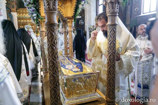 Sfânta Liturghie cu ocazia proclamării locale a canonizării Sfinților Cuvioși Paisie și Cleopa