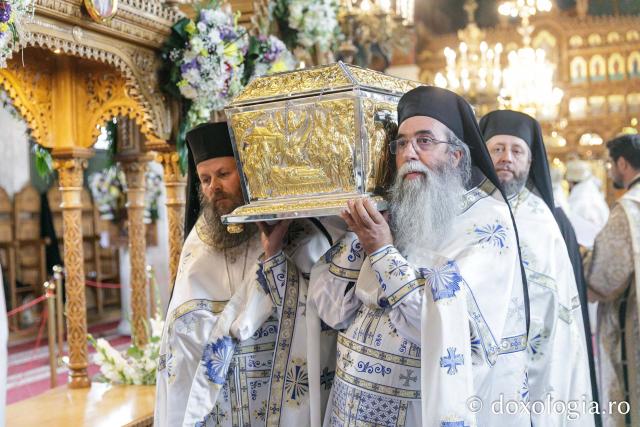 Sfânta Liturghie cu ocazia proclamării locale a canonizării Sfinților Cuvioși Paisie și Cleopa
