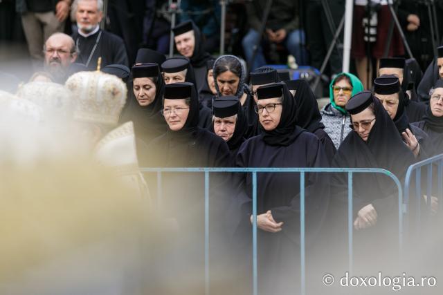 Sfânta Liturghie cu ocazia proclamării locale a canonizării Sfinților Cuvioși Paisie și Cleopa