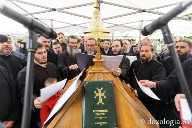Sfânta Liturghie cu ocazia proclamării locale a canonizării Sfinților Cuvioși Paisie și Cleopa