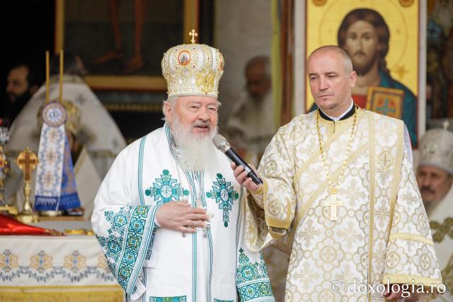 Sfânta Liturghie cu ocazia proclamării locale a canonizării Sfinților Cuvioși Paisie și Cleopa