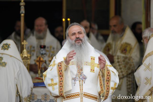 Sfânta Liturghie cu ocazia proclamării locale a canonizării Sfinților Cuvioși Paisie și Cleopa