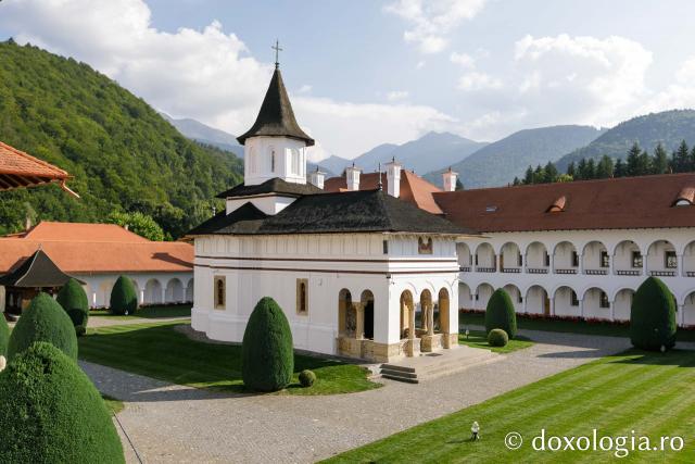 Mănăstirea Brâncoveanu – Sâmbăta de Sus