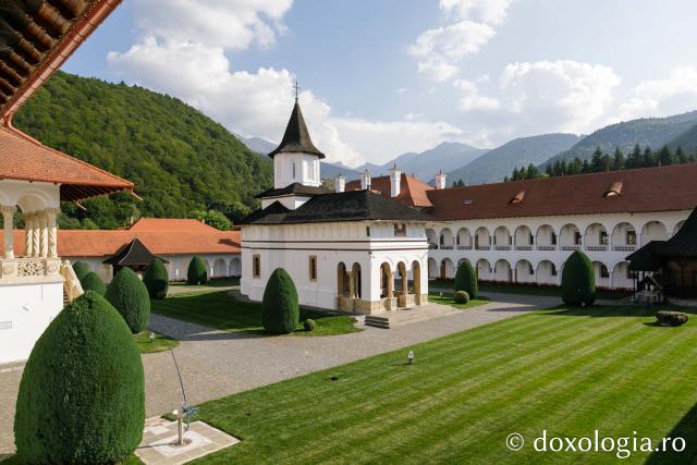 Mănăstirea Brâncoveanu – Sâmbăta de Sus