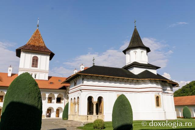 Mănăstirea Brâncoveanu – Sâmbăta de Sus