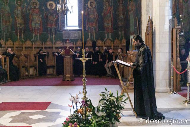 Priveghere la praznicul Schimbării la Față, la Mănăstirea Sihăstria