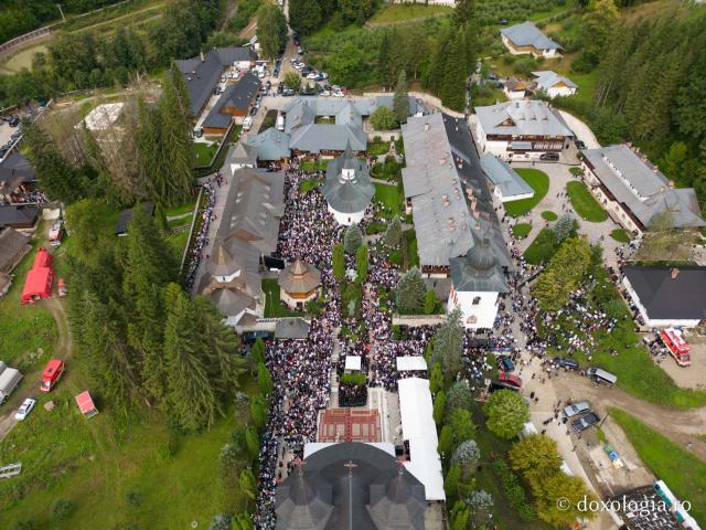 În zbor peste Sihăstria Sfinților Cleopa și Paisie – 7 august 2025