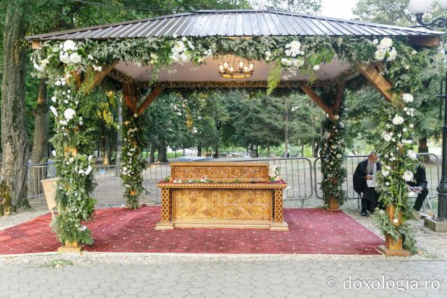 Priveghere la Mănăstirea Brâncoveanu în cinstea Sfântului Cuvios Serafim cel Răbdător