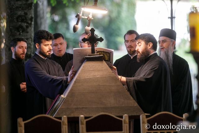 Priveghere la Mănăstirea Brâncoveanu în cinstea Sfântului Cuvios Serafim cel Răbdător