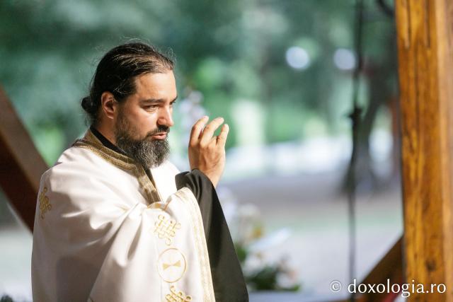 Priveghere la Mănăstirea Brâncoveanu în cinstea Sfântului Cuvios Serafim cel Răbdător