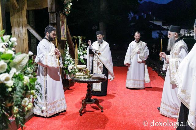 Priveghere la Mănăstirea Brâncoveanu în cinstea Sfântului Cuvios Serafim cel Răbdător