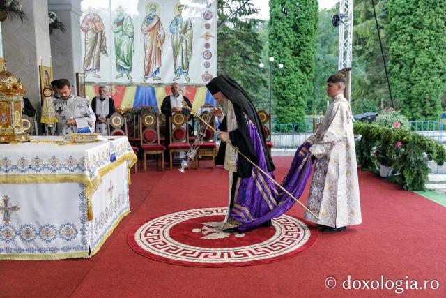 Priveghere în cinstea Sfintei Cuvioase Teodora la Mănăstirea Sihăstria