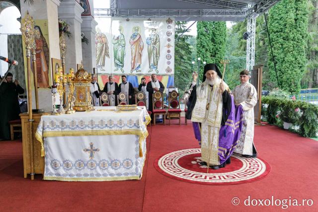 Priveghere în cinstea Sfintei Cuvioase Teodora la Mănăstirea Sihăstria