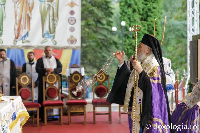Priveghere în cinstea Sfintei Cuvioase Teodora la Mănăstirea Sihăstria