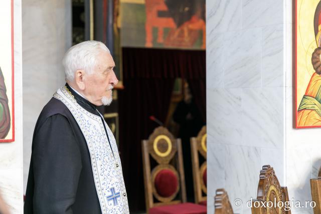 Priveghere în cinstea Sfintei Cuvioase Teodora la Mănăstirea Sihăstria