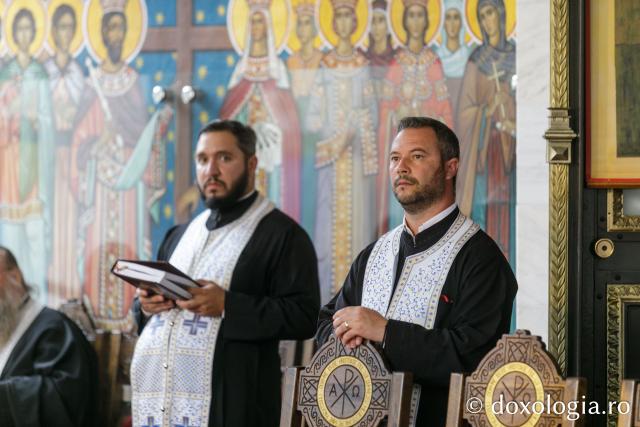 Priveghere în cinstea Sfintei Cuvioase Teodora la Mănăstirea Sihăstria