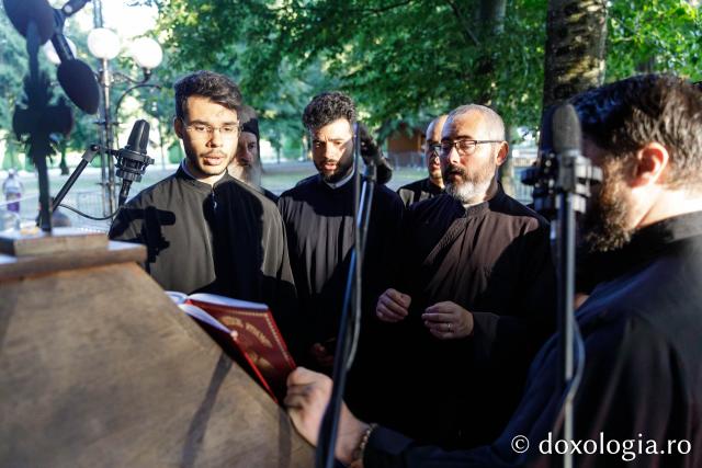 Priveghere în cinstea Sfinților Martiri Brâncoveni la Mănăstirea Sâmbăta de Sus