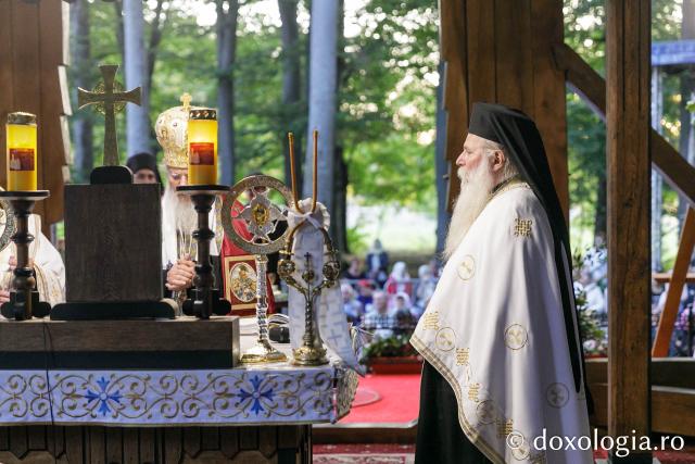Priveghere în cinstea Sfinților Martiri Brâncoveni la Mănăstirea Sâmbăta de Sus