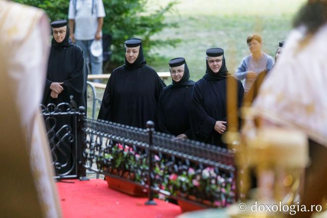 Priveghere în cinstea Sfinților Martiri Brâncoveni la Mănăstirea Sâmbăta de Sus