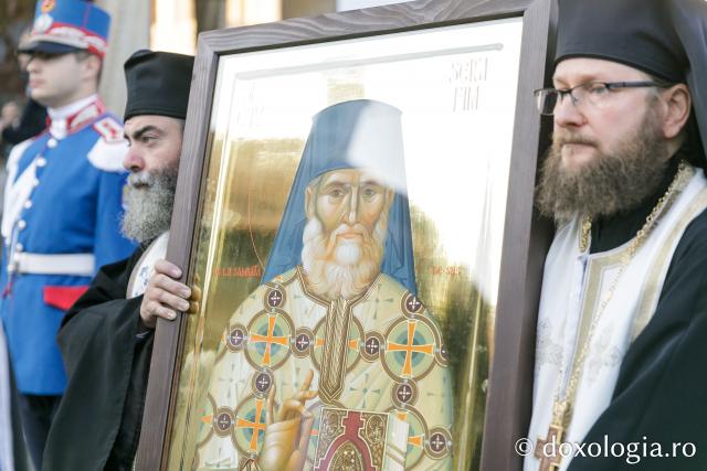 Procesiunea așezării spre închinare a moaștelor Sfântului Cuvios Serafim cel Răbdător de la Sâmbăta de Sus
