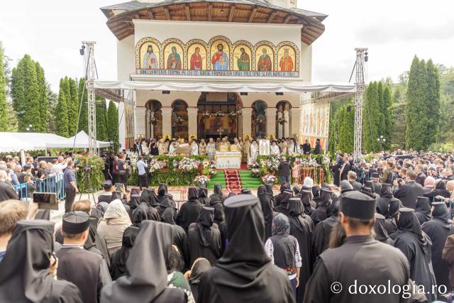 Proclamarea locală a canonizării Sfinților Cuvioși Paisie și Cleopa de la Sihăstria