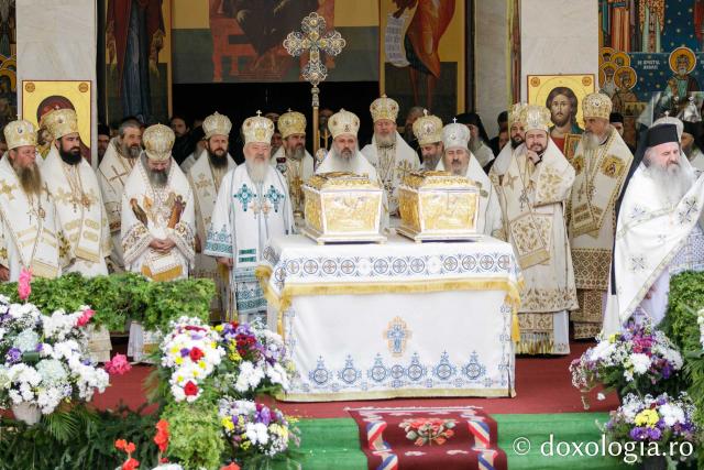 Proclamarea locală a canonizării Sfinților Cuvioși Paisie și Cleopa de la Sihăstria