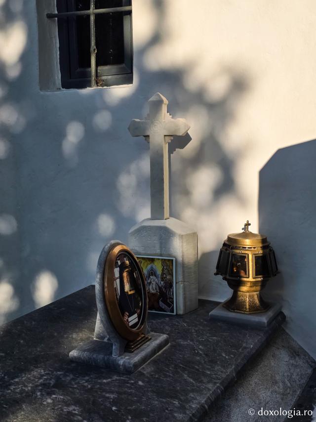Frumusețea Mănăstirii „Sfântul Cuvios Sava cel Nou” din Kalymnos