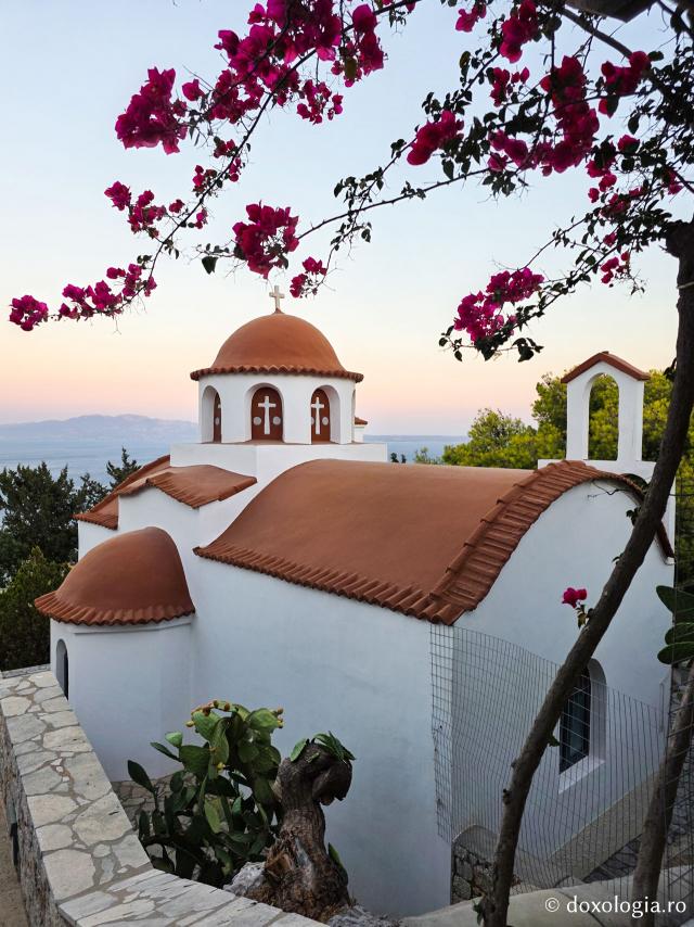 Frumusețea Mănăstirii „Sfântul Cuvios Sava cel Nou” din Kalymnos