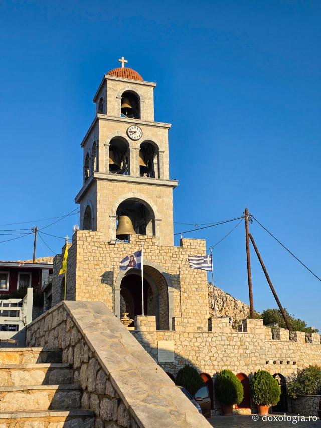 Frumusețea Mănăstirii „Sfântul Cuvios Sava cel Nou” din Kalymnos