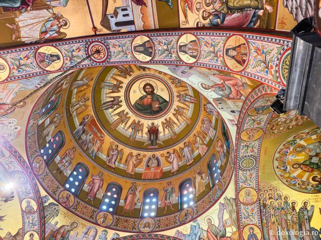 Frumusețea Mănăstirii „Sfântul Cuvios Sava cel Nou” din Kalymnos