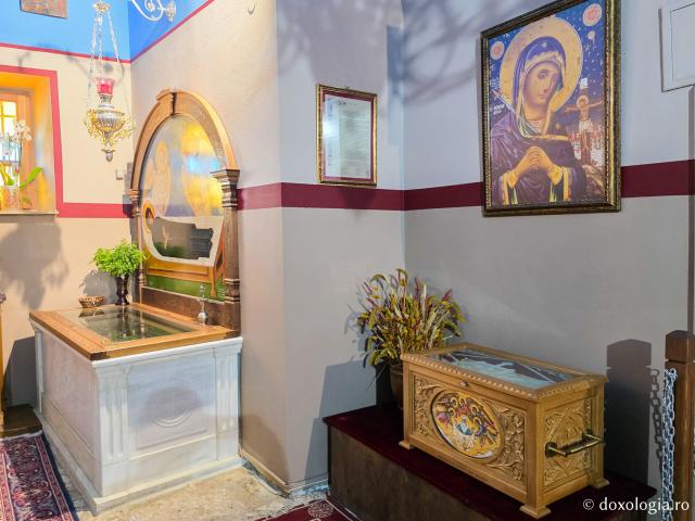Moaștele Sfintei Cuvioase Gavrilia Papaiannis - „Panaghia Castelului” – biserica din Insula Leros care adăpostește moaștele Sfintei Cuvioase Gavrilia Papaiannis