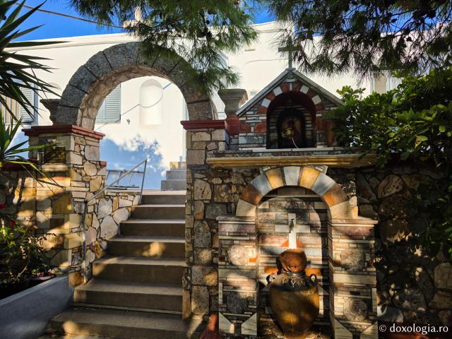 Frumusețea Mănăstirii „Sfântul Cuvios Sava cel Nou” din Kalymnos