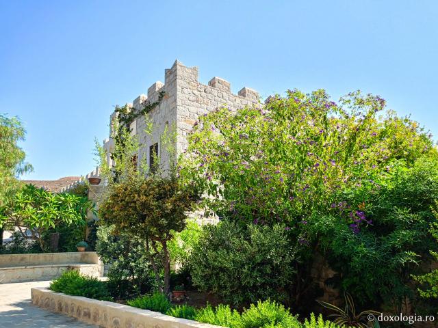 Mănăstirea „Buna Vestire” din Patmos, ctitoria Sfântului Amfilohie Makris
