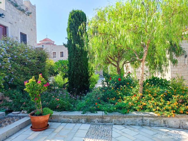 Mănăstirea „Buna Vestire” din Patmos, ctitoria Sfântului Amfilohie Makris