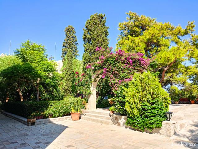 Mănăstirea „Buna Vestire” din Patmos, ctitoria Sfântului Amfilohie Makris