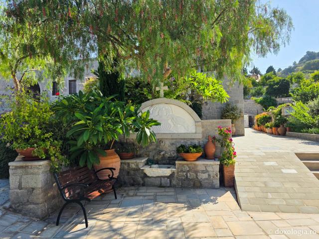Mănăstirea „Buna Vestire” din Patmos, ctitoria Sfântului Amfilohie Makris