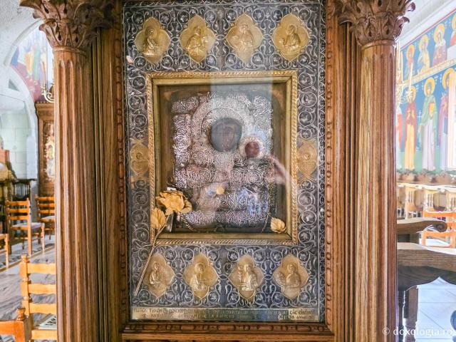 Mănăstirea „Buna Vestire” din Patmos, ctitoria Sfântului Amfilohie Makris