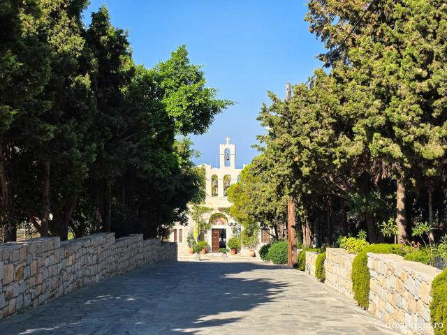 Mănăstirea „Buna Vestire” din Patmos, ctitoria Sfântului Amfilohie Makris