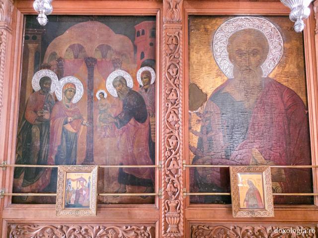 Biserica „Panaghia Diasozousa” din Patmos – locașul ce deține o frumoasă icoană făcătoare de minuni a Maicii Domnului