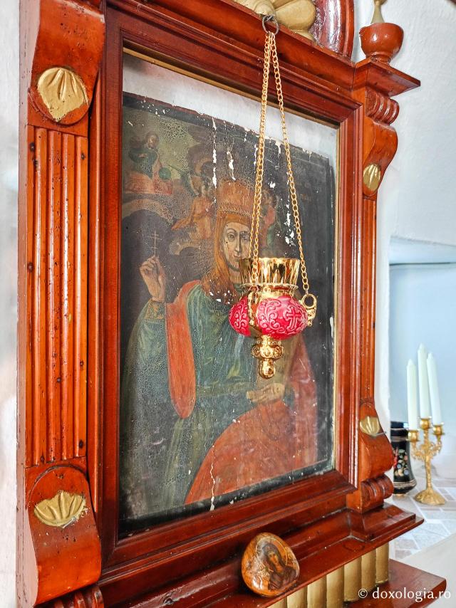 Paraclisul închinat Sfintei Mucenițe Paraschevi, bisericuța de pe stâncă din Skala, Insula Patmos
