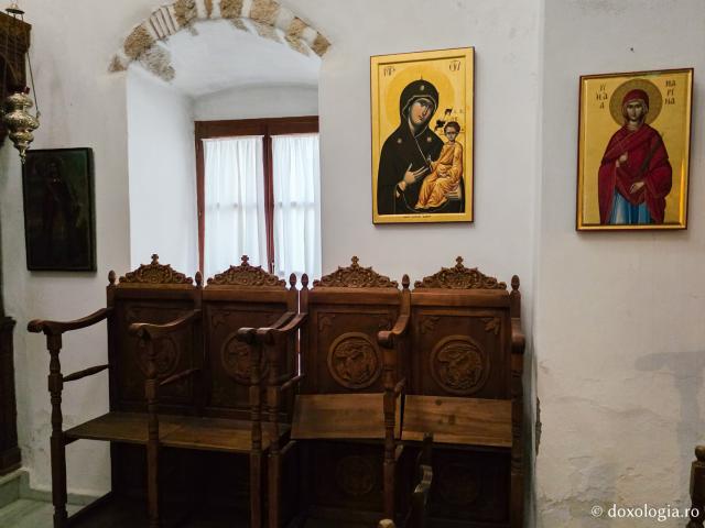 Moment de tihnă la biserica închinată Sfântului Mucenic Foca din Patmos